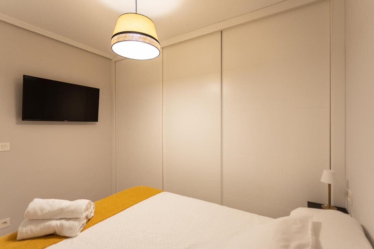 Appartement Lugar Especial, Gran Patio, Junto Al Ayuntamiento à Bilbao Extérieur photo